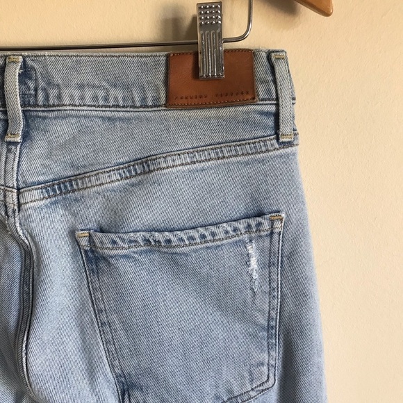 Citizens Of Humanity Demy Cropped Flare Light Wash Distressed Denim Jeans - Picture 10 of 12